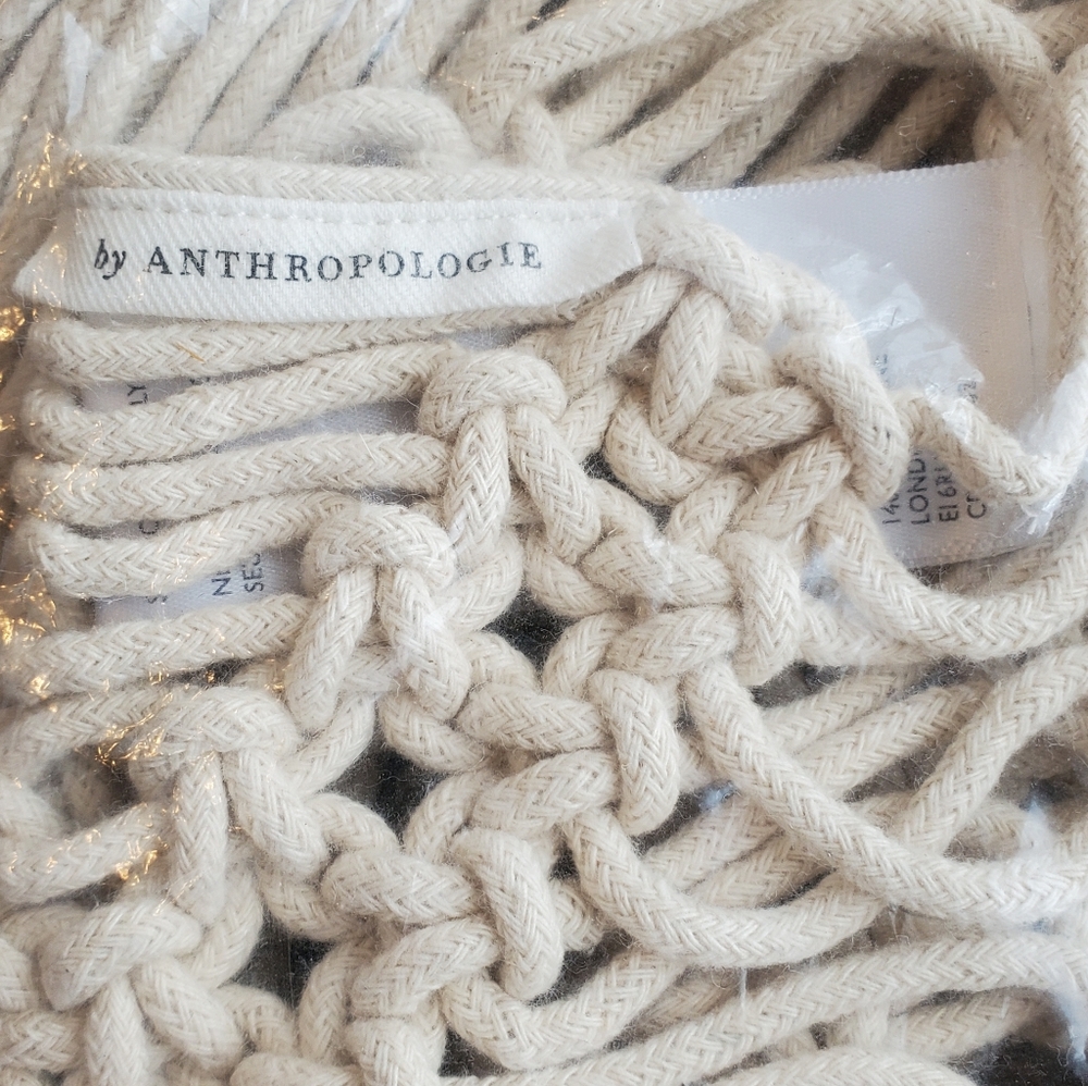Anthropologie Deedra Macrame Table Runner - Picture 8 of 8